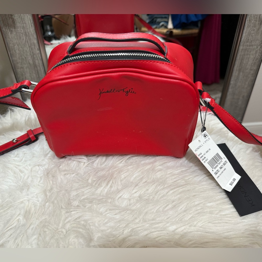 Kendall & Kylie Bold Red Crossbody Bag